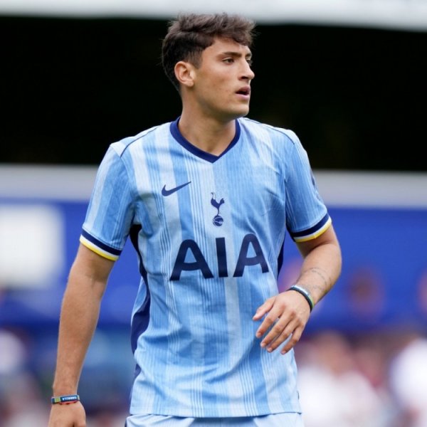 Tottenham official: 21-year-old Baylis has joined Rosario Central on loan for one year